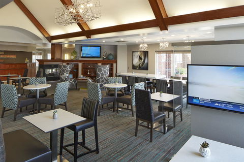 Residence Inn Minneapolis St. Paul/Roseville - Click Find 11