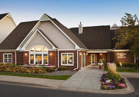Residence Inn Minneapolis St. Paul/Roseville - Click Find 0