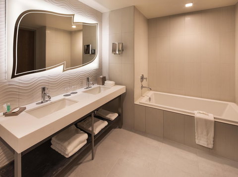 The Westin Jackson - Click Find 22