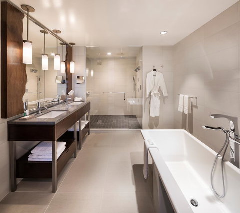 The Westin Jackson - Click Find 23