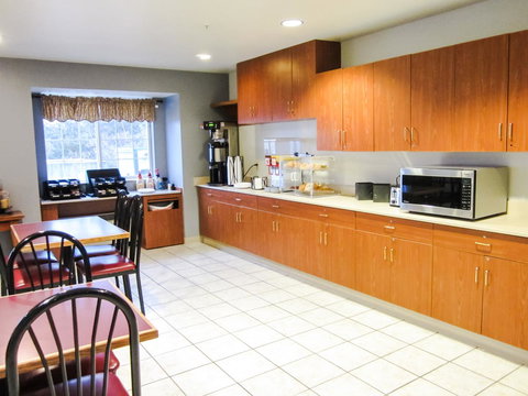 Alliance Inn And Suites St. Robert - Click Find 18