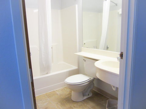 Alliance Inn And Suites St. Robert - Click Find 11