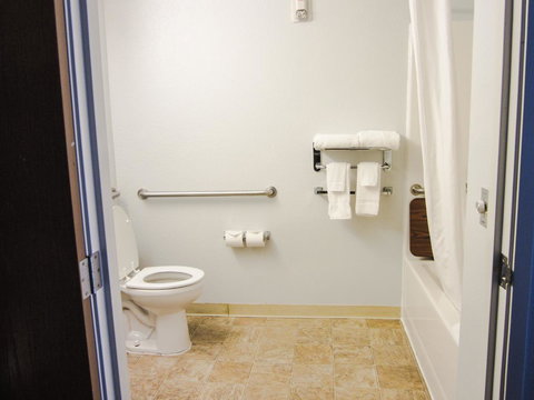 Alliance Inn And Suites St. Robert - Click Find 12