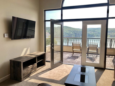 D'Monaco Resort - Bet 4u 11