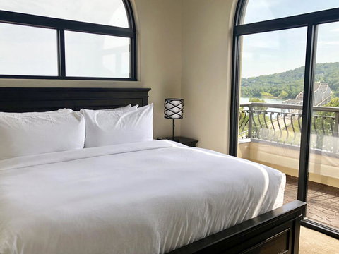 D'Monaco Resort - Bet 4u 3