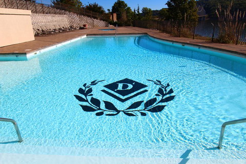 D'Monaco Resort - Bet 4u 18