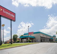 Econo Lodge Inn  Suites Joplin