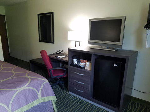 Super 8 By Wyndham Independence Kansas City - Bridge Guide 14