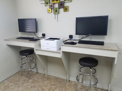 Super 8 By Wyndham Independence Kansas City - Bridge Guide 16