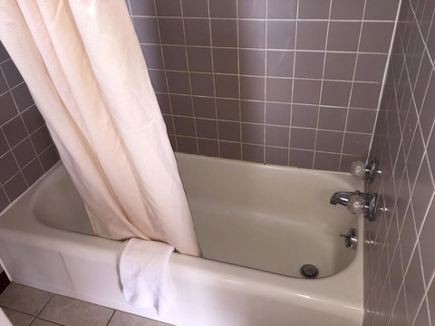 Eldon Inn - Click Find 12