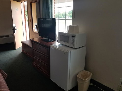 Eldon Inn - Click Find 5