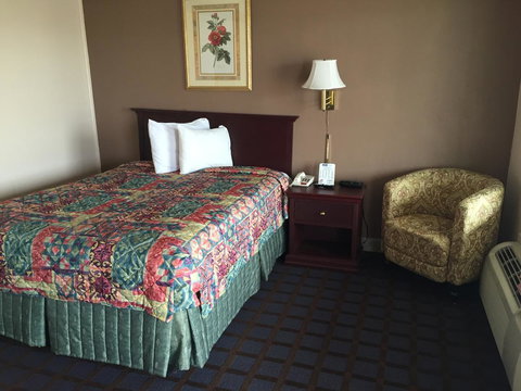 Eldon Inn - Click Find 19