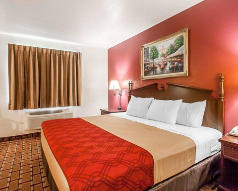 Econo Lodge Dexter - Bet 4u 1