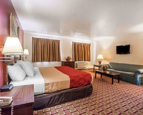 Econo Lodge Dexter - Bet 4u 7