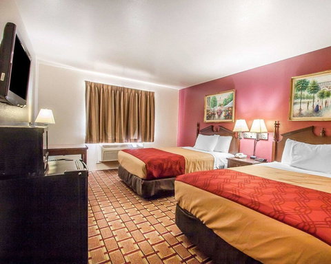 Econo Lodge Dexter - Bet 4u 17