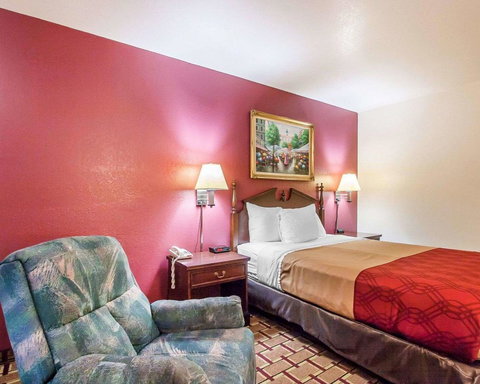 Econo Lodge Dexter - Bet 4u 18