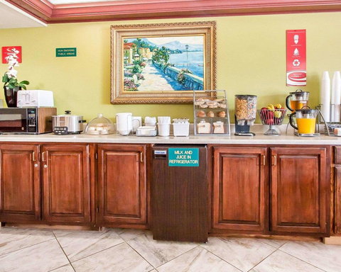 Econo Lodge Dexter - Bet 4u 19