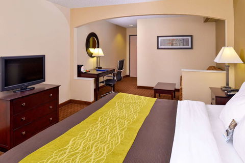 Comfort Inn And Suites Joplin - Bridge Guide 24