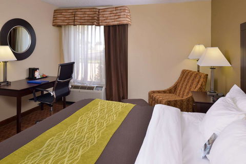 Comfort Inn And Suites Joplin - Bridge Guide 23