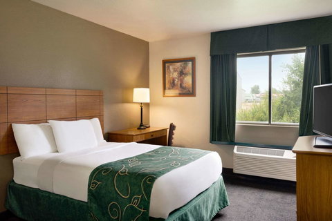 Baymont By Wyndham Dexter - Bet 4u 26