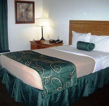 Baymont By Wyndham Dexter - Bet 4u 10