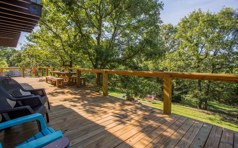 Ozarks Outdoor Legacy Home - Bet 4u 9