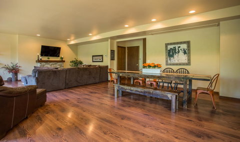 Ozarks Outdoor Legacy Home - Bet 4u 14