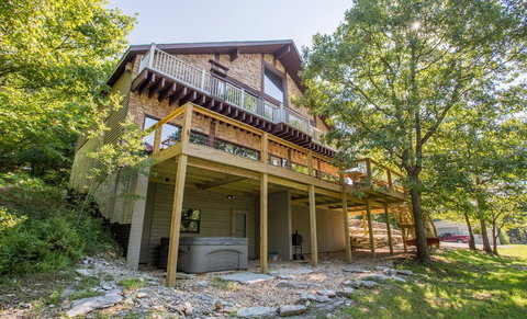 Ozarks Outdoor Legacy Home - Bet 4u 0