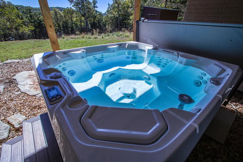 Ozarks Outdoor Legacy Home - Bet 4u 8