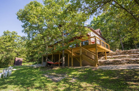 Ozarks Outdoor Legacy Home - Bet 4u 2