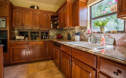 Ozarks Outdoor Legacy Home - Bet 4u 15