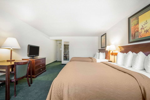 Travelodge By Wyndham Great Falls - Bet 4u 4