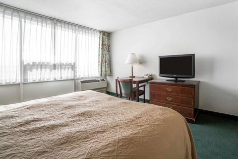 Travelodge By Wyndham Great Falls - Bet 4u 13