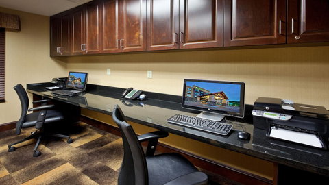 Holiday Inn Express And Suites Great Falls - Bet 4u 12