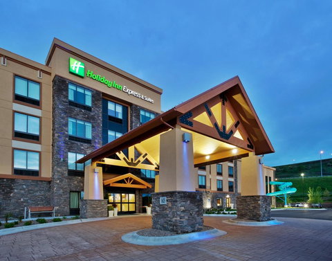 Holiday Inn Express And Suites Great Falls - Bet 4u 3