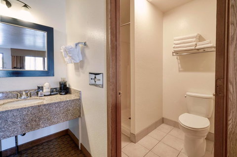 Best Western Plus By Mammoth Hot Springs - Bet 4u 13