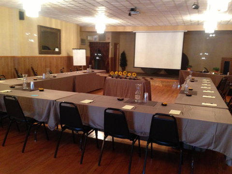 Three Forks Lewis & Clark Motel - Bet 4u 9