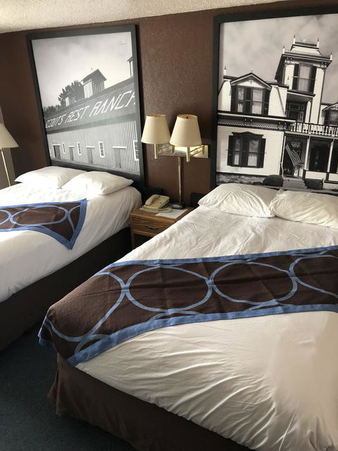 Super 8 By Wyndham North Platte - Bet 4u 13