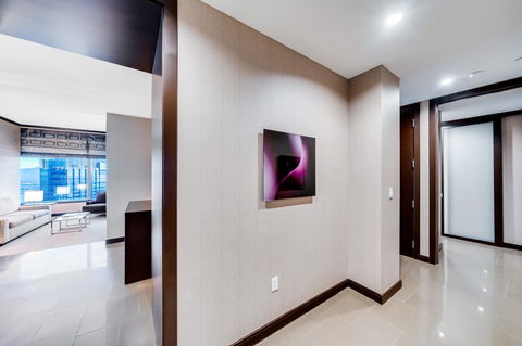 Jet Luxury At The Vdara - Click Find 24