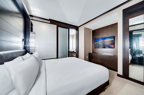 Jet Luxury At The Vdara - Click Find 12