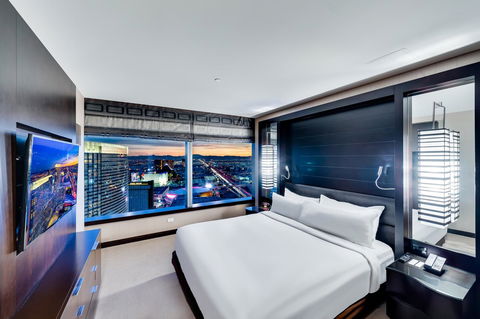 Jet Luxury At The Vdara - Click Find 21