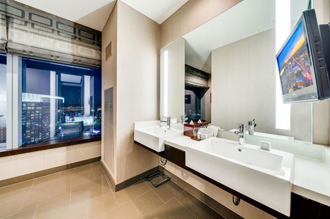 Jet Luxury At The Vdara - Click Find 11