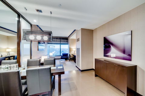 Jet Luxury At The Vdara - Click Find 25