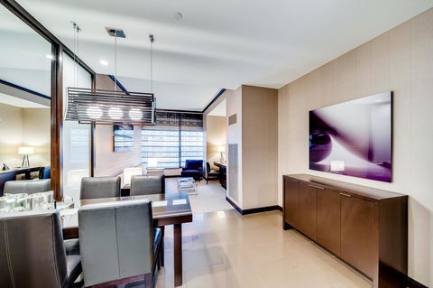 Jet Luxury At The Vdara - Click Find 26