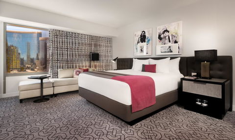 Planet Hollywood Resort & Casino - Lavinia 0