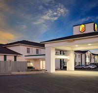 Super 8 by Wyndham Battle Mountain