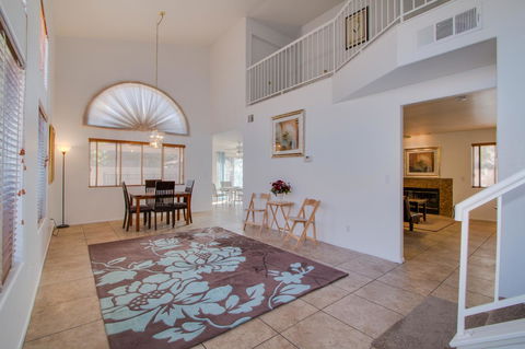 Red Rock Vacation Villa - Lawyer Find 2