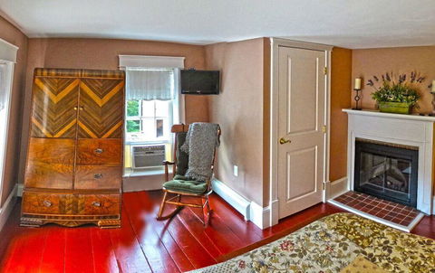 Ballard House Inn - Bet 4u 26