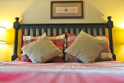 Ballard House Inn - Bet 4u 20