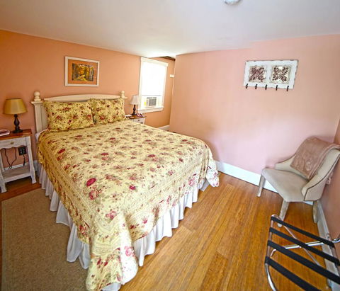 Ballard House Inn - Bet 4u 11